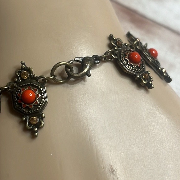 Hand crafted Red Stone Bracelet - Picture 3 of 5